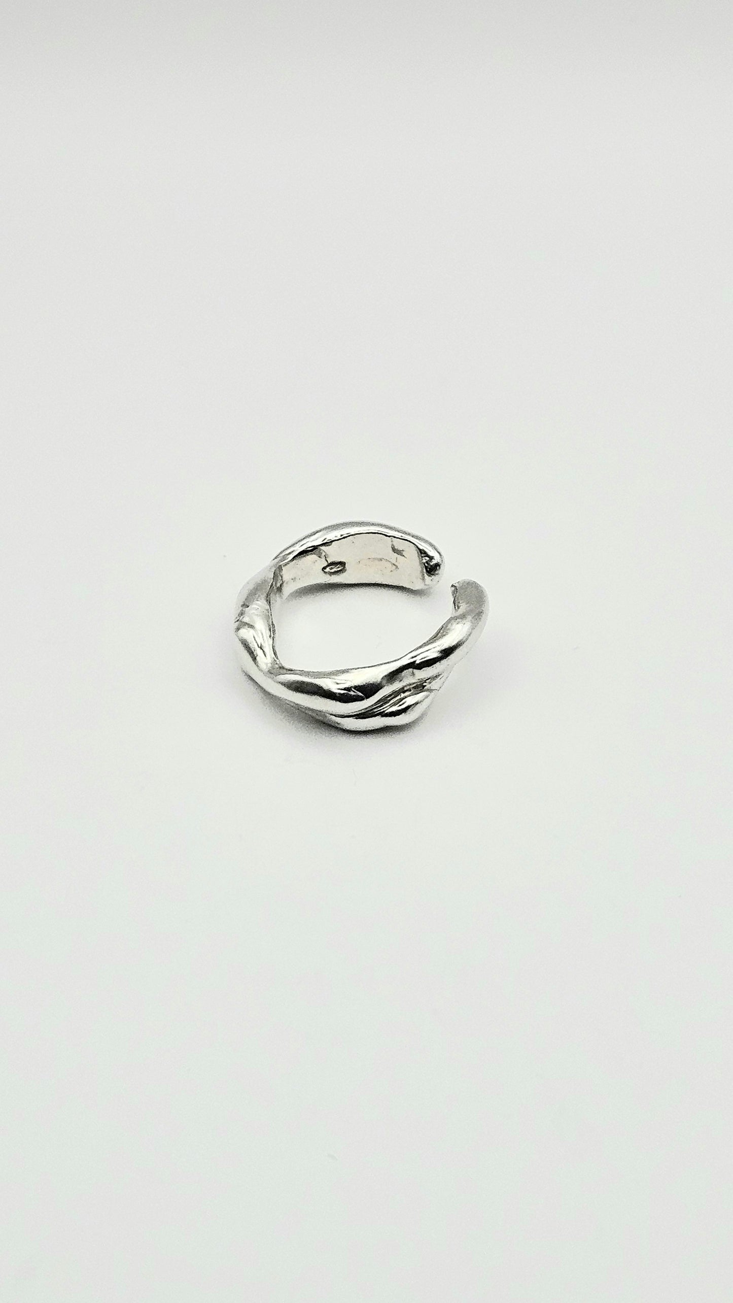 Earcuff "Lava Double M"