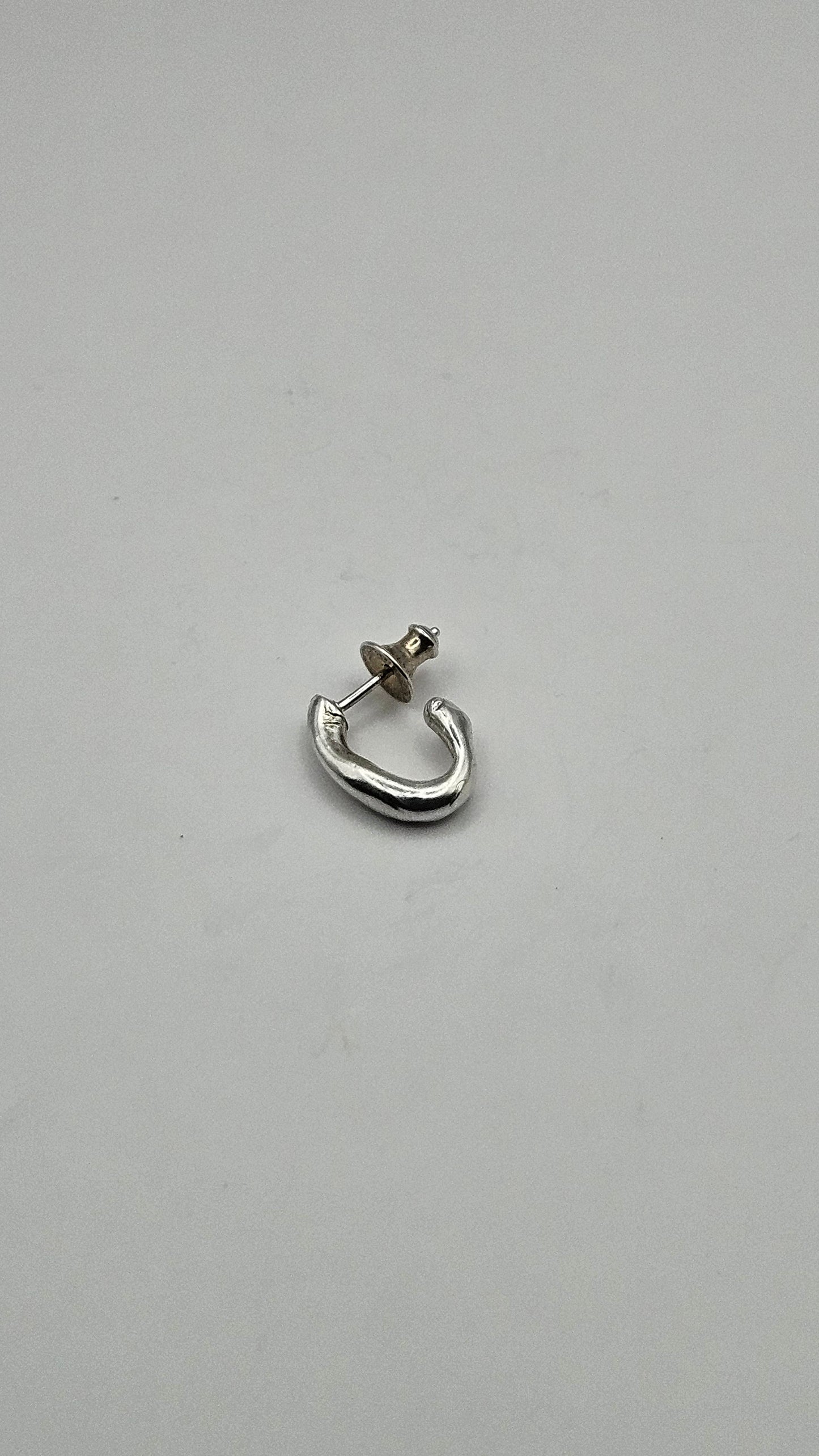Earring "Lava Oval XS"